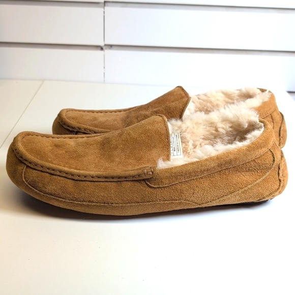 UGG Australia ASCOT 5775 Men's Chesnut Suede Sheepskin Lined Slippers SZ 11 NWOT - Picture 4 of 7